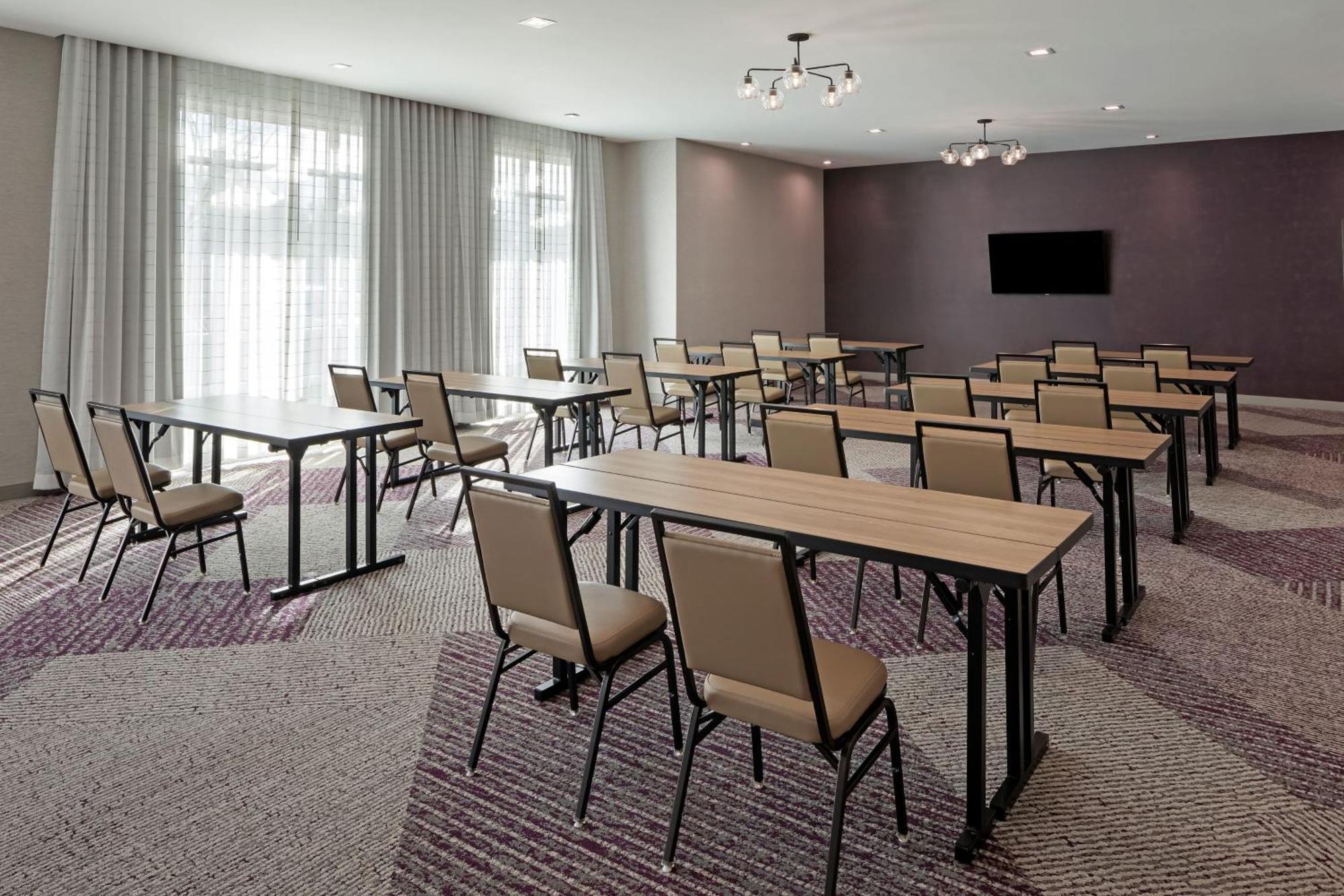 Residence Inn By Marriott Chatsworth Los Angeles Exterior photo